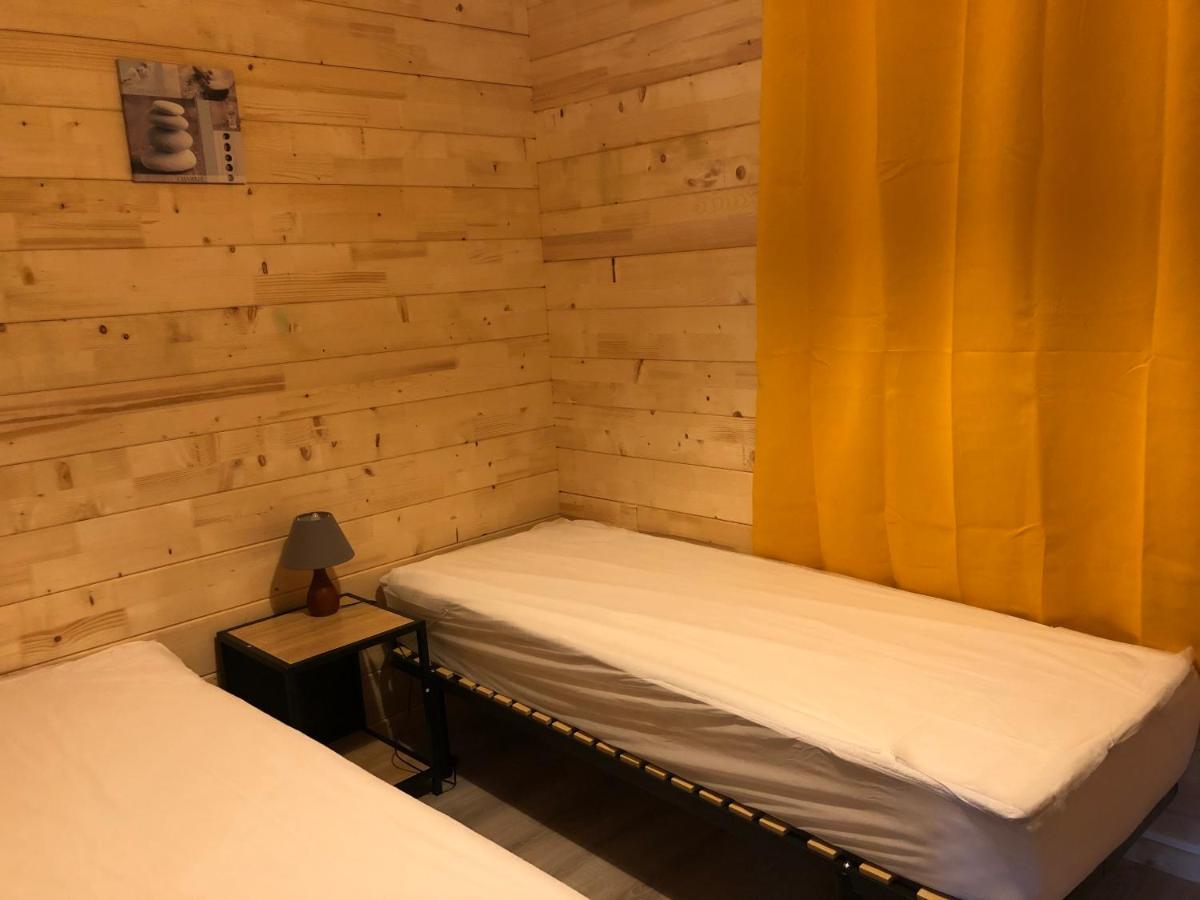 Parc Residentiel De Loisir : Le Loup Blanc Du Riou Hotel Barcelonnette Exterior foto