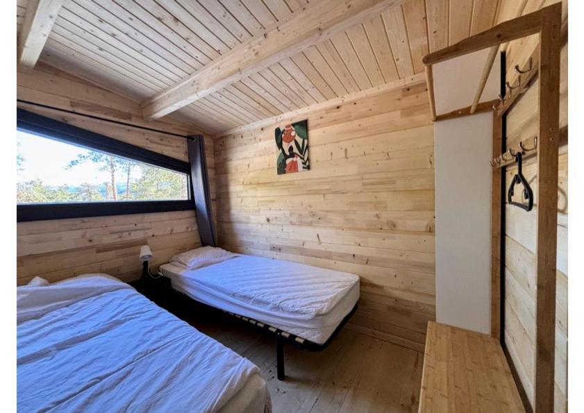 Parc Residentiel De Loisir : Le Loup Blanc Du Riou Hotel Barcelonnette Exterior foto